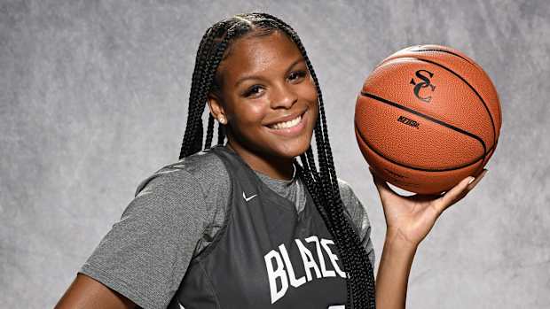 Mackenly Randolph, a five-star prospect, averaged 16.9 points last season for the Trailblazers.